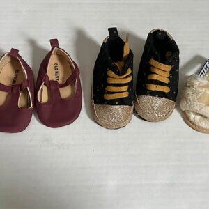 Lot of 4 prs of Baby Girl Shoes 3-6m/2